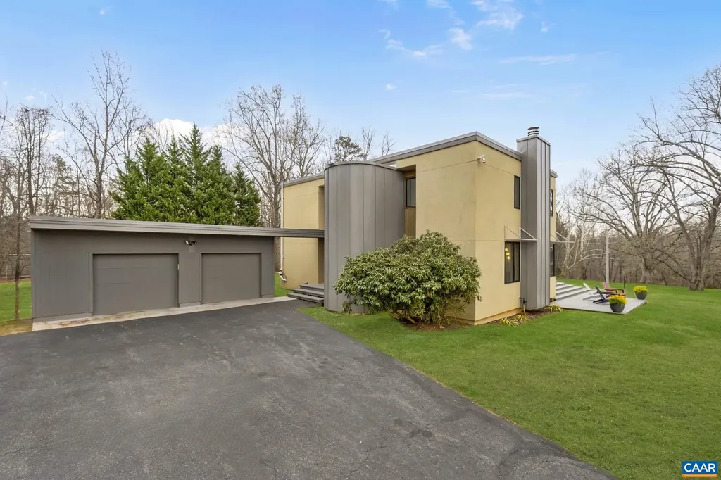 1777 Lambs Road Charlottesville VA 22901