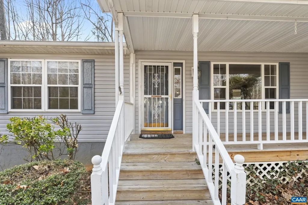 814 Jefferson Drive Palmyra VA 22963