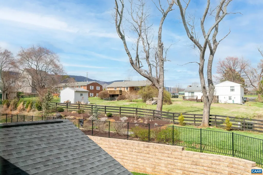 325 Agatha Ridge Court Crozet VA 22932