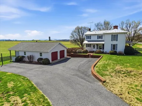 3005 Lee Highway Mount Sidney VA 24467