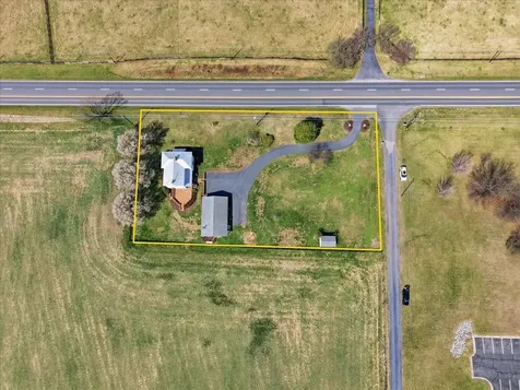 3005 Lee Highway Mount Sidney VA 24467