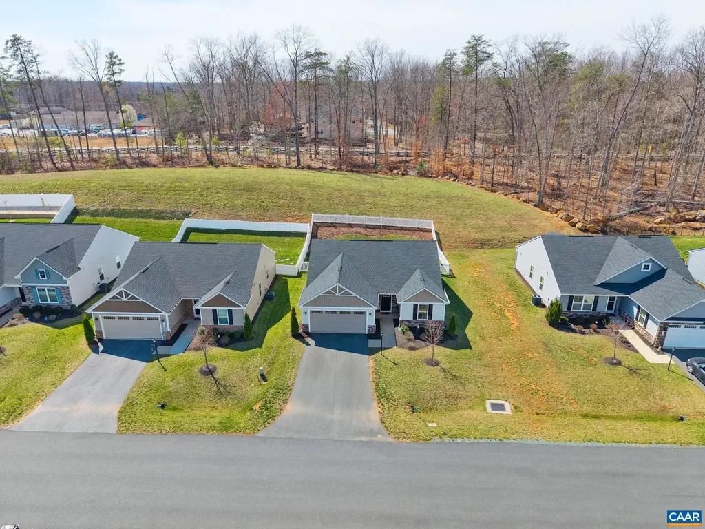 127 Park Drive Palmyra VA 22963