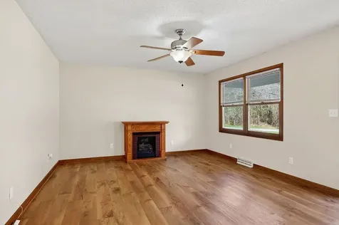 5014 Cold Springs Road Raphine VA 24472