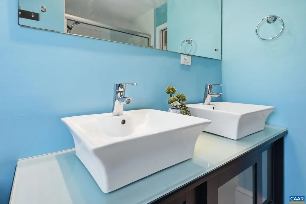 1641 Cherry Avenue Charlottesville VA 22903
