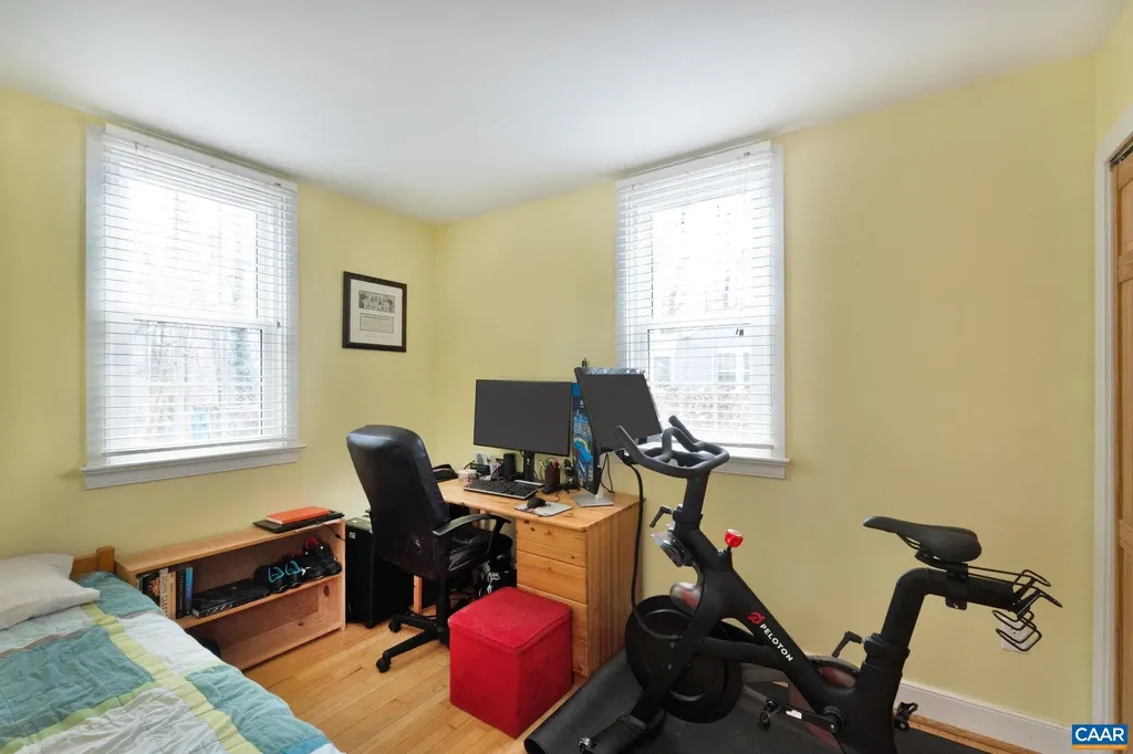 1721 Solomon Road Charlottesville VA 22901