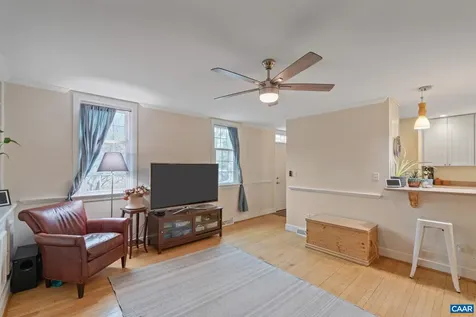 1721 Solomon Road Charlottesville VA 22901