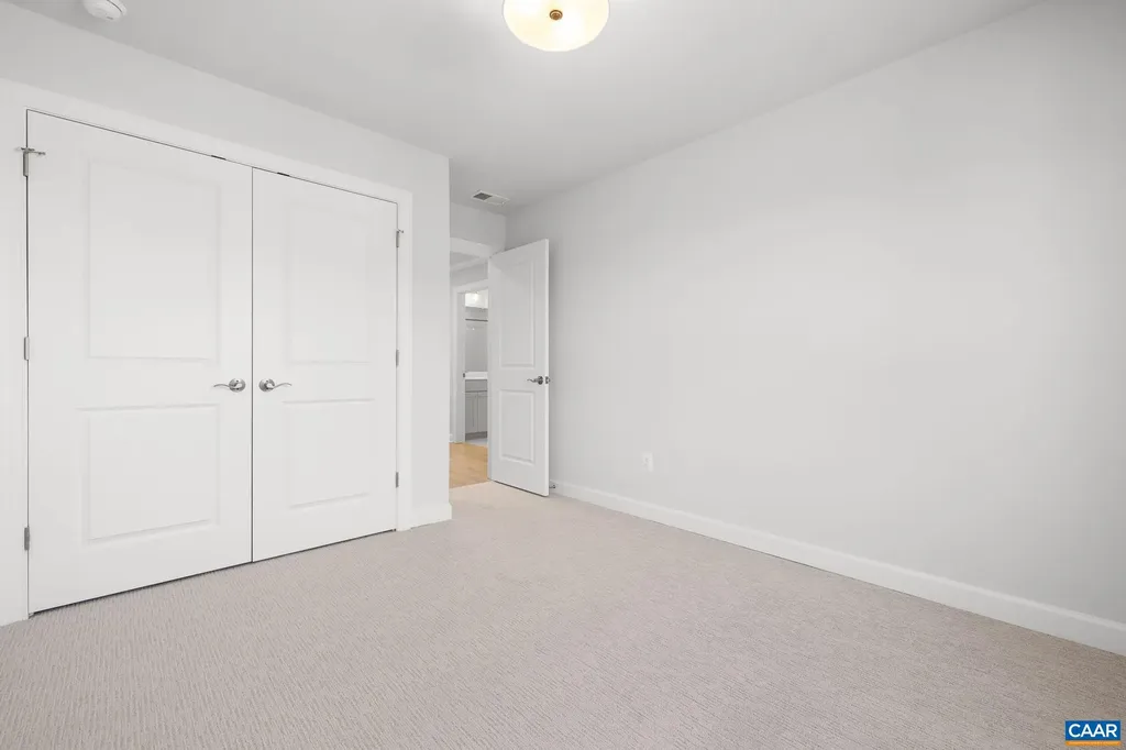 3089 Miranda Crossing Charlottesville VA 22901