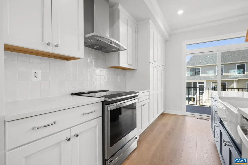 3089 Miranda Crossing Charlottesville VA 22901