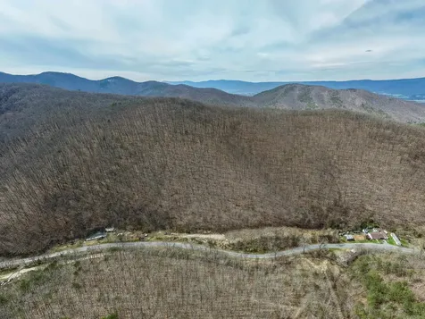 2382 Lucas Hollow Road Stanley VA 22851