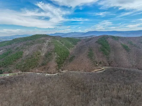 2382 Lucas Hollow Road Stanley VA 22851