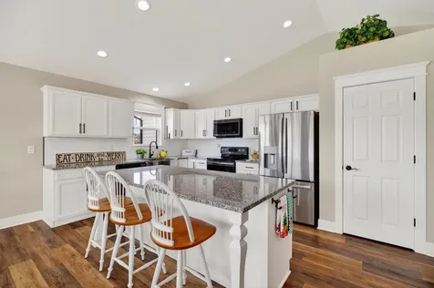 30 Oakbridge Drive Waynesboro VA 22980