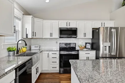 30 Oakbridge Drive Waynesboro VA 22980