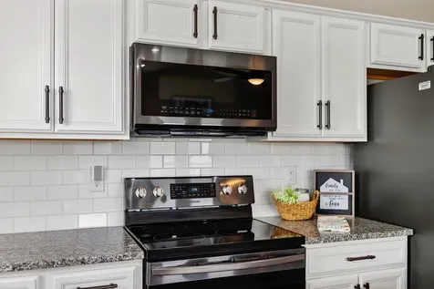 30 Oakbridge Drive Waynesboro VA 22980