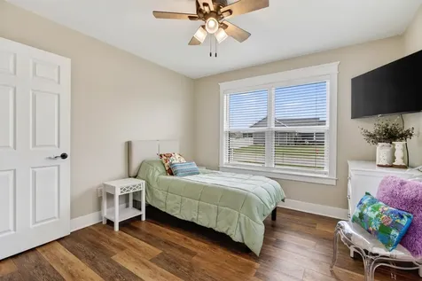 30 Oakbridge Drive Waynesboro VA 22980