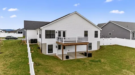 30 Oakbridge Drive Waynesboro VA 22980