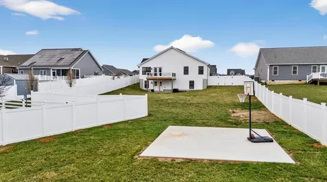 30 Oakbridge Drive Waynesboro VA 22980