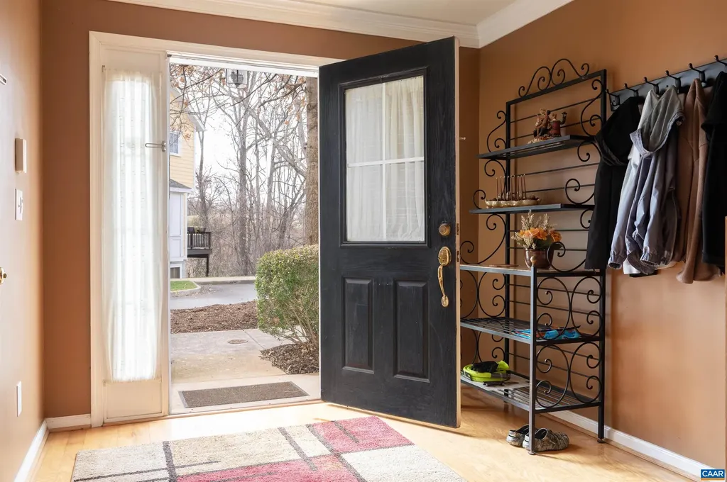 104 Melbourne Park Charlottesville VA 22901