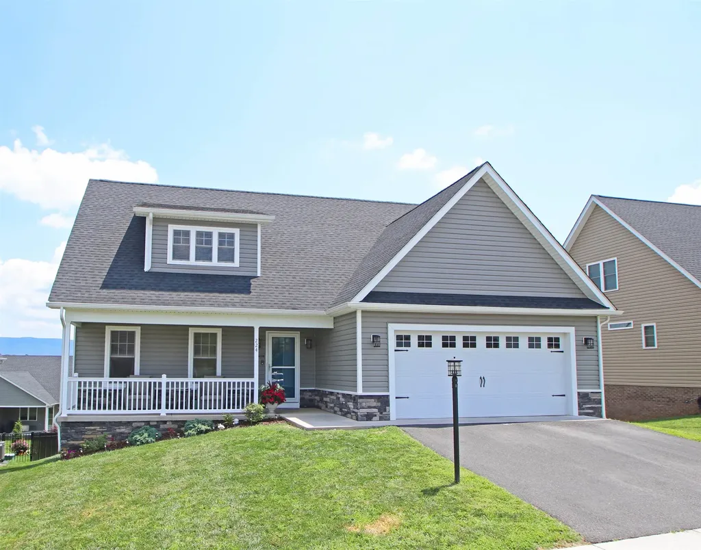 224 Spring Run Lane Waynesboro VA 22980