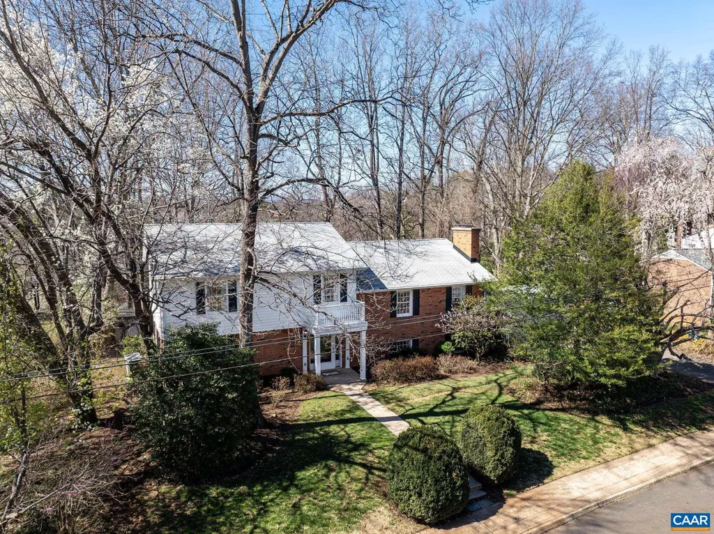 2513 Hillwood Place Charlottesville VA 22901