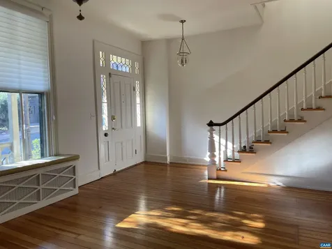 17 Washington Street N Staunton VA 24401
