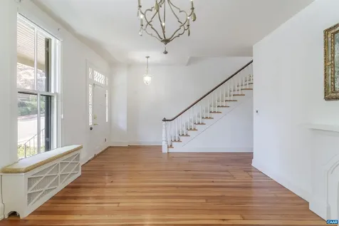 17 Washington Street N Staunton VA 24401
