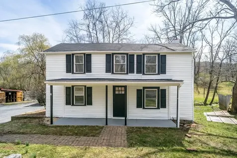 537 Straith Street Staunton VA 24401