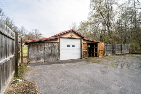 537 Straith Street Staunton VA 24401