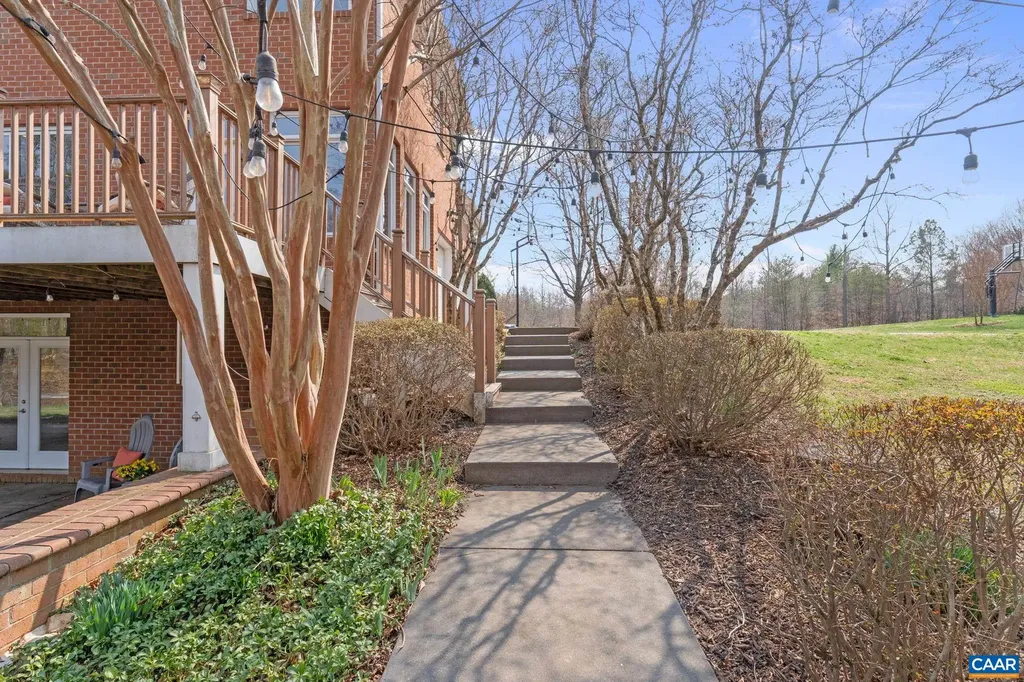 4175 Redwood Lane Earlysville VA 22936