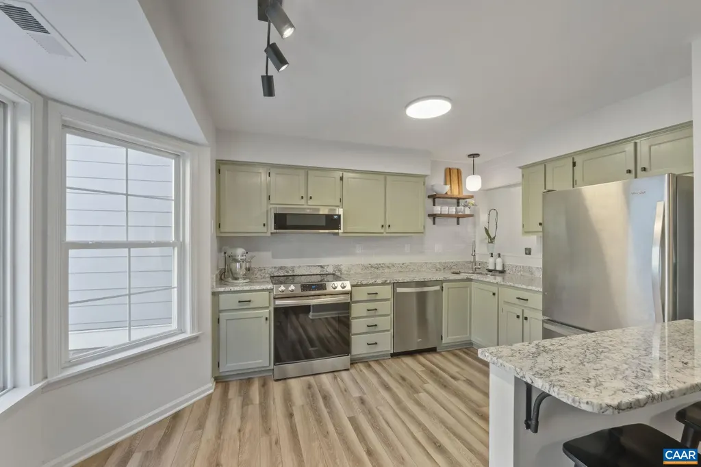 3278 Gateway Circle Charlottesville VA 22911