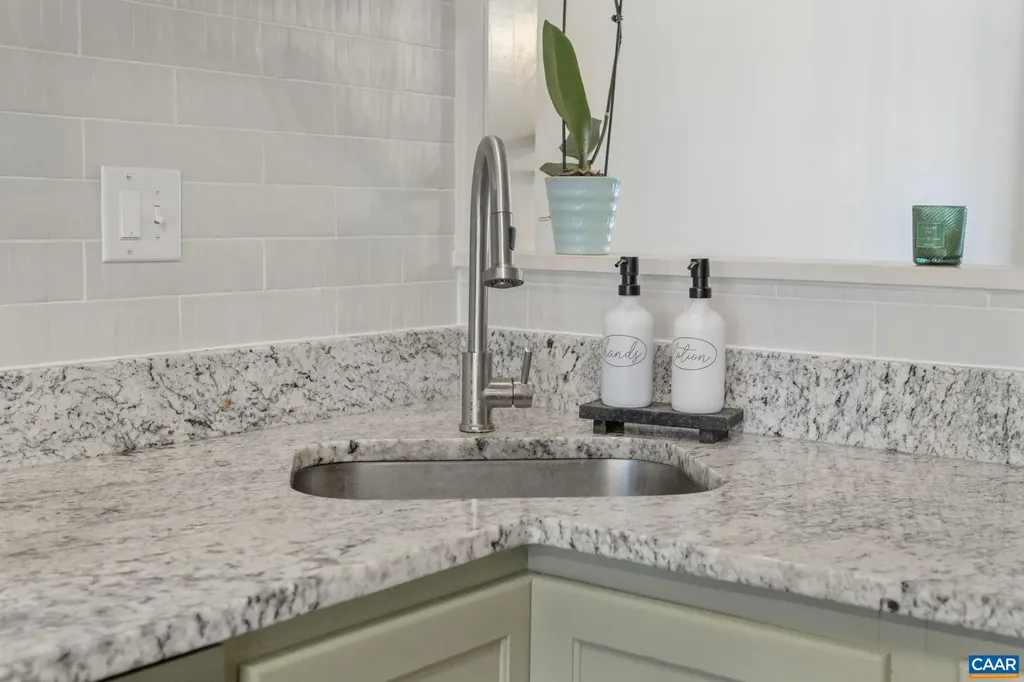 3278 Gateway Circle Charlottesville VA 22911