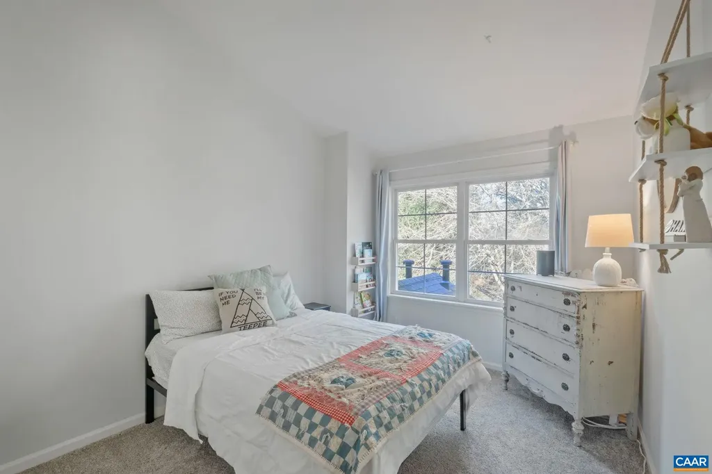 3278 Gateway Circle Charlottesville VA 22911