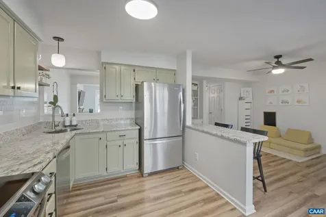 3278 Gateway Circle Charlottesville VA 22911