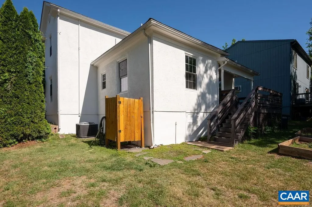124 Goodman Street Charlottesville VA 22902