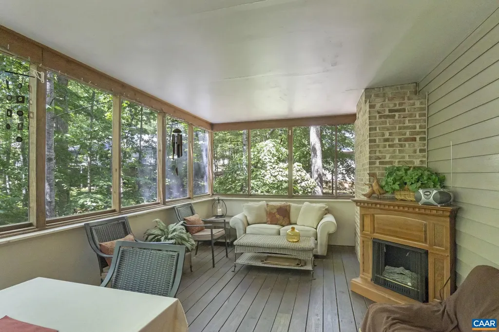 2 Whippoorwill Lane Palmyra VA 22963