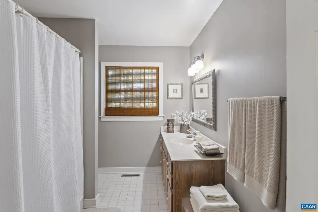 2 Whippoorwill Lane Palmyra VA 22963