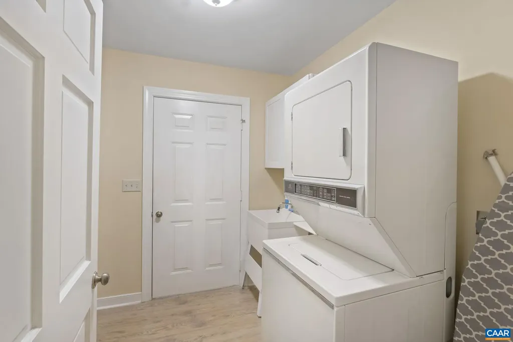 2 Whippoorwill Lane Palmyra VA 22963