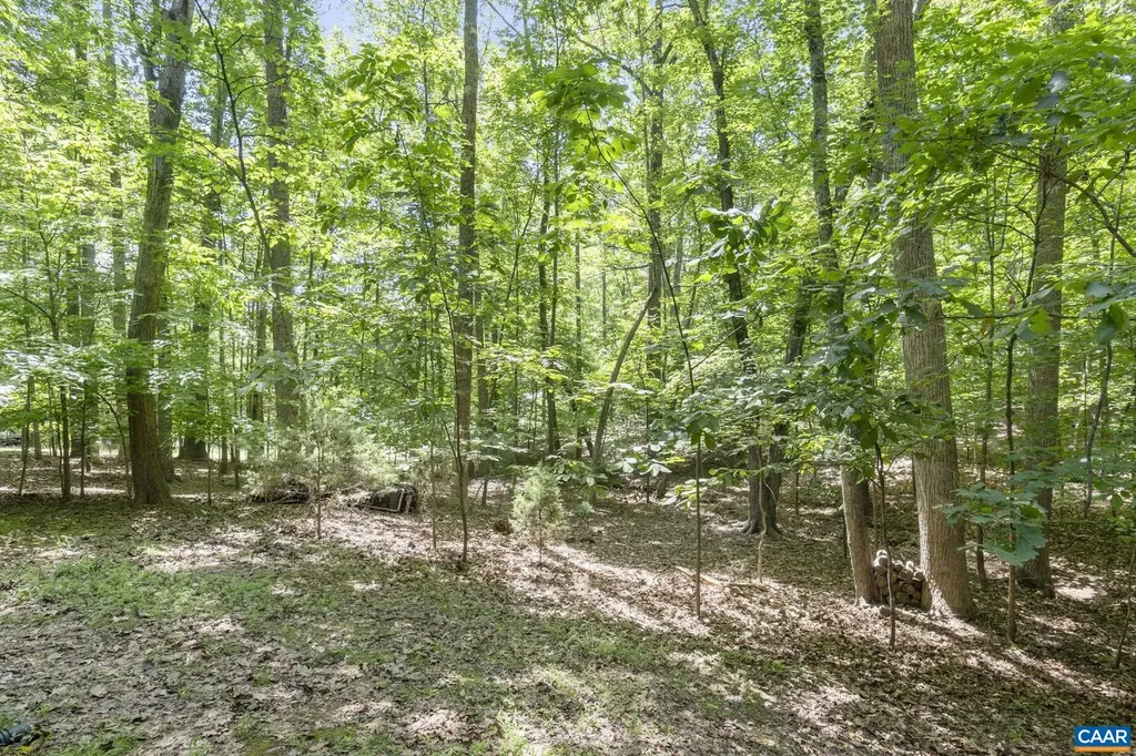 2 Whippoorwill Lane Palmyra VA 22963