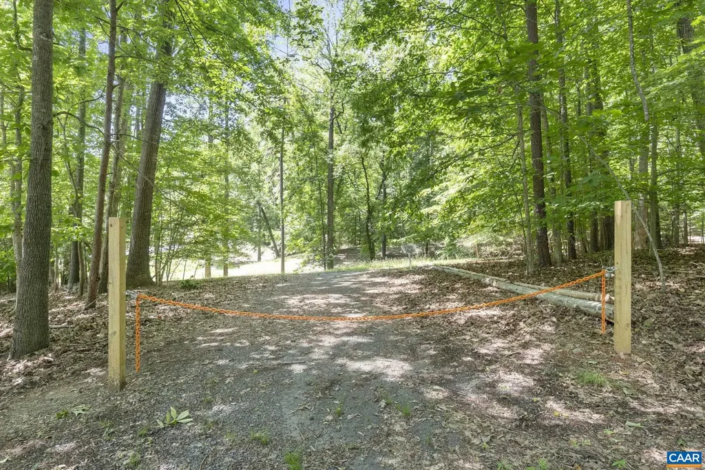 2 Whippoorwill Lane Palmyra VA 22963