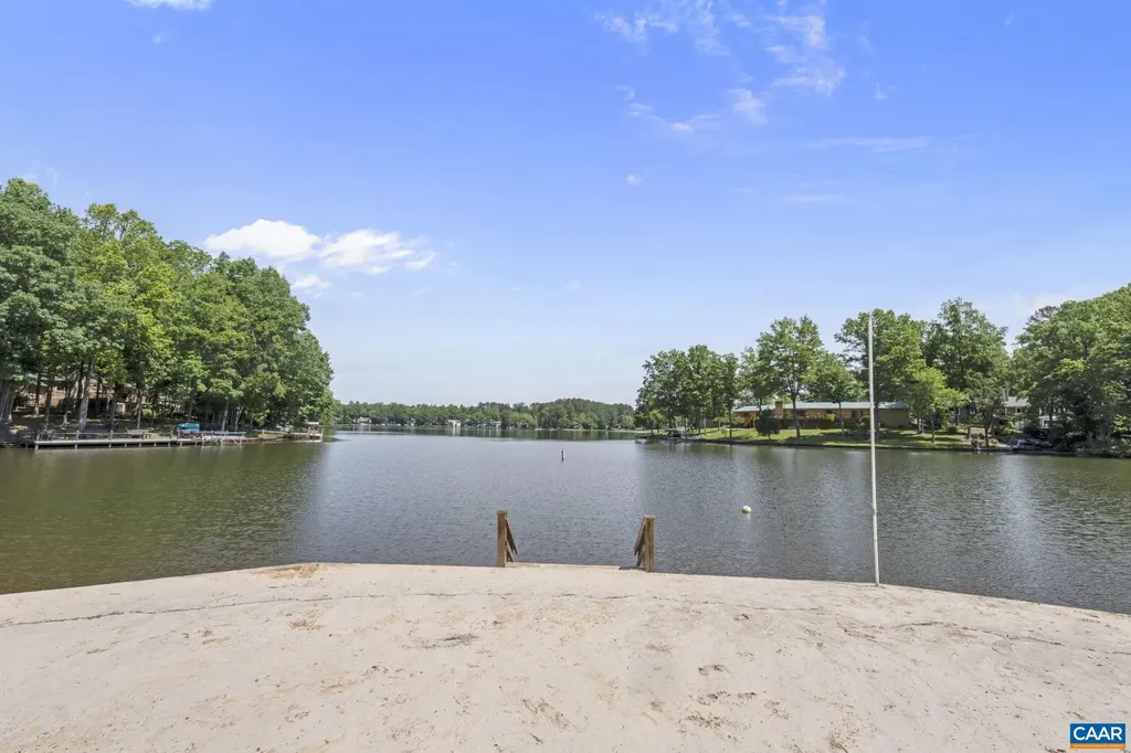 2 Whippoorwill Lane Palmyra VA 22963