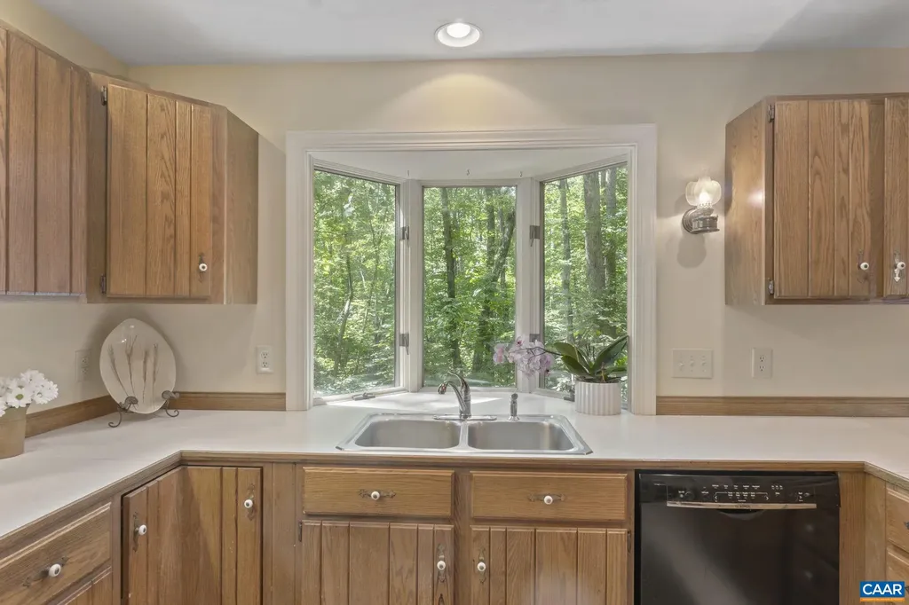 2 Whippoorwill Lane Palmyra VA 22963