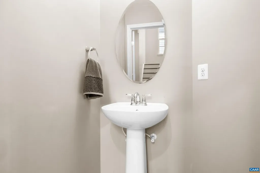 1838 Wickham Place Charlottesville VA 22901
