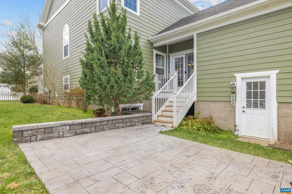 1838 Wickham Place Charlottesville VA 22901