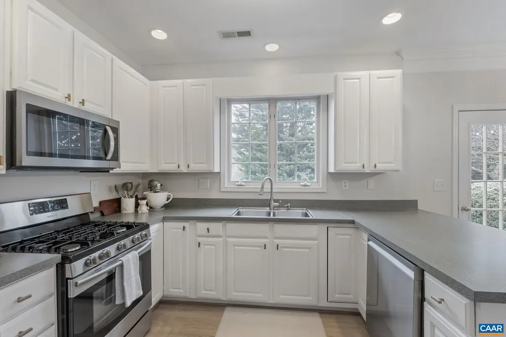 1131 Rustic Willow Lane Charlottesville VA 22911