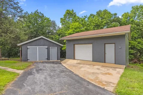 2370 Us Highway 211 W Luray VA 22835