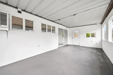 2370 Us Highway 211 W Luray VA 22835