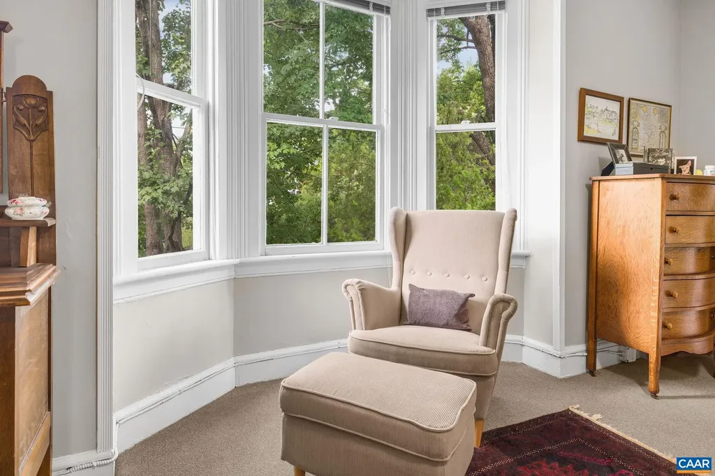 518 1st Street N Charlottesville VA 22902