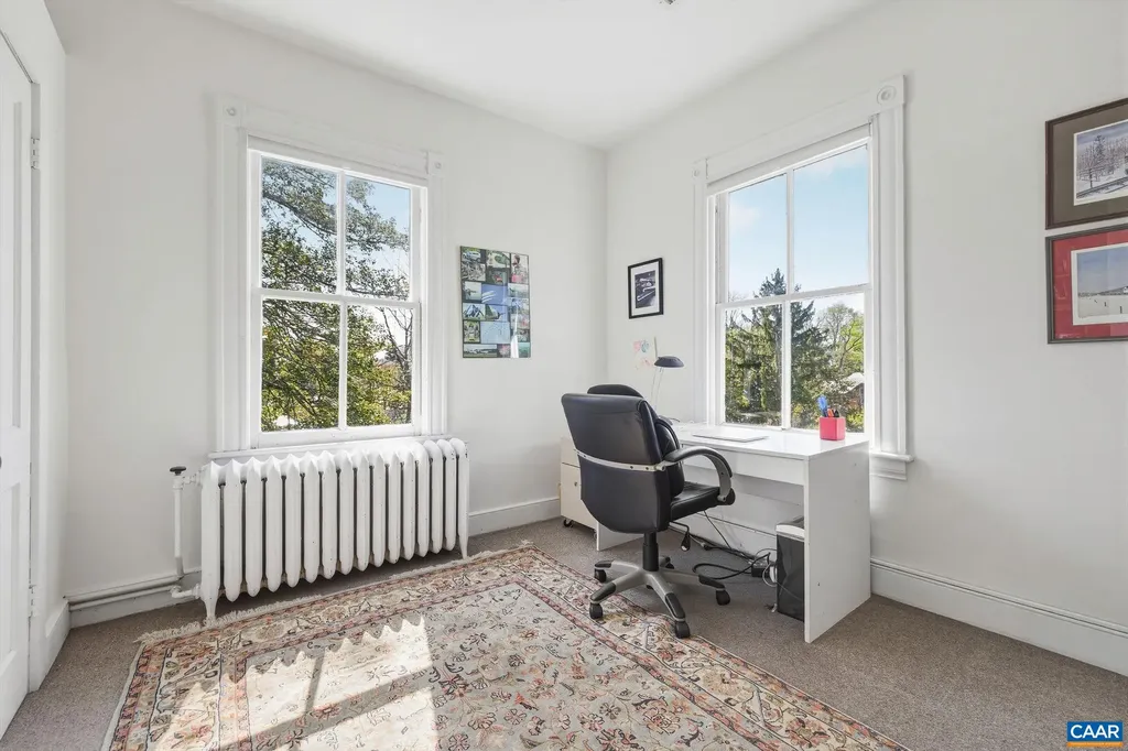 518 1st Street N Charlottesville VA 22902