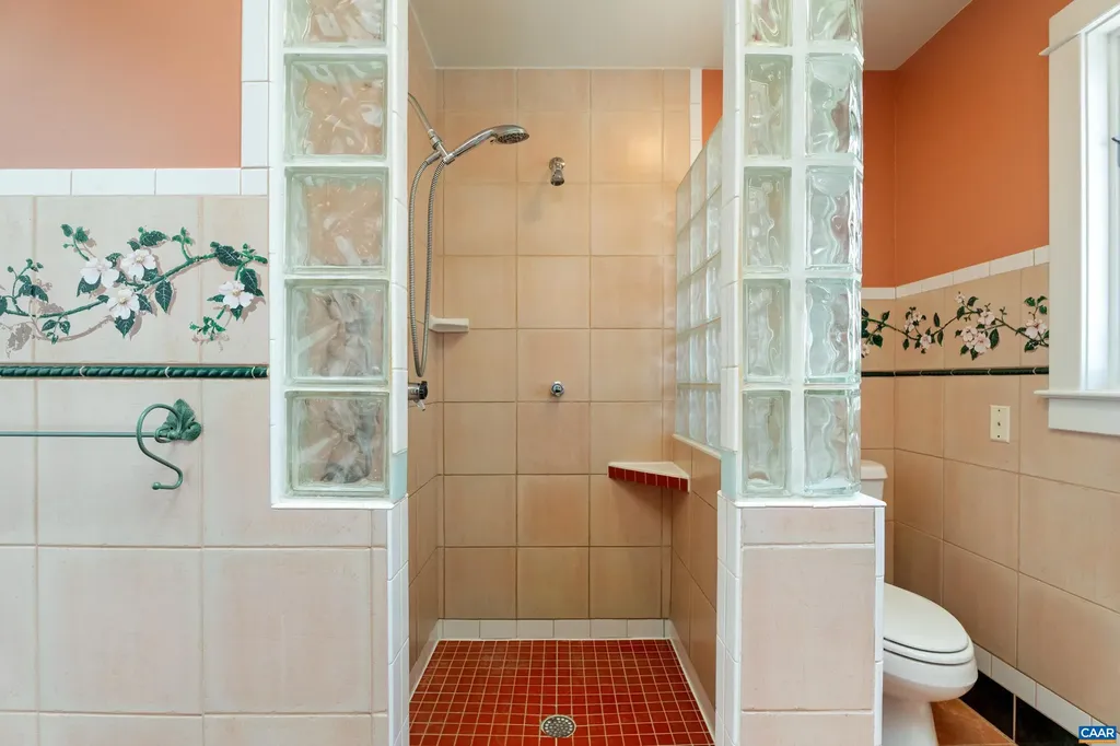 5864 Wyant Lane Charlottesville VA 22903