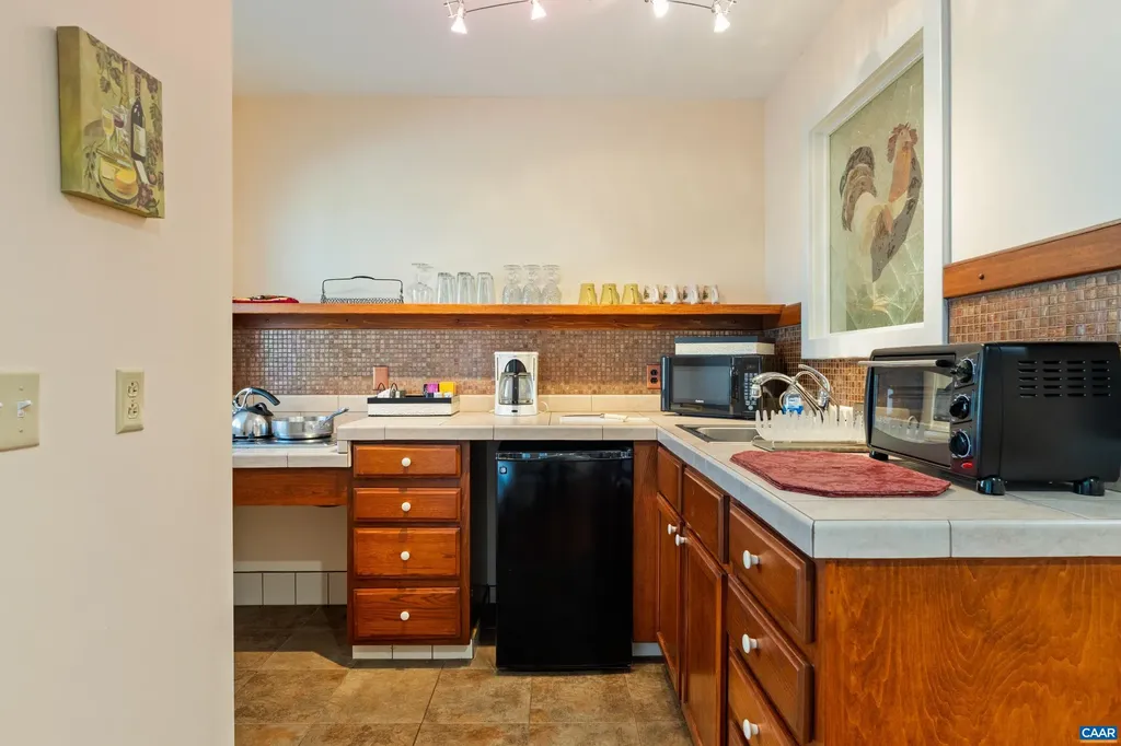 5864 Wyant Lane Charlottesville VA 22903