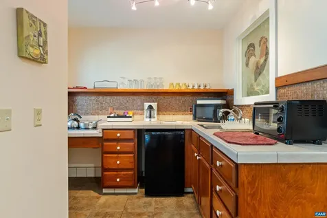 5864 Wyant Lane Charlottesville VA 22903